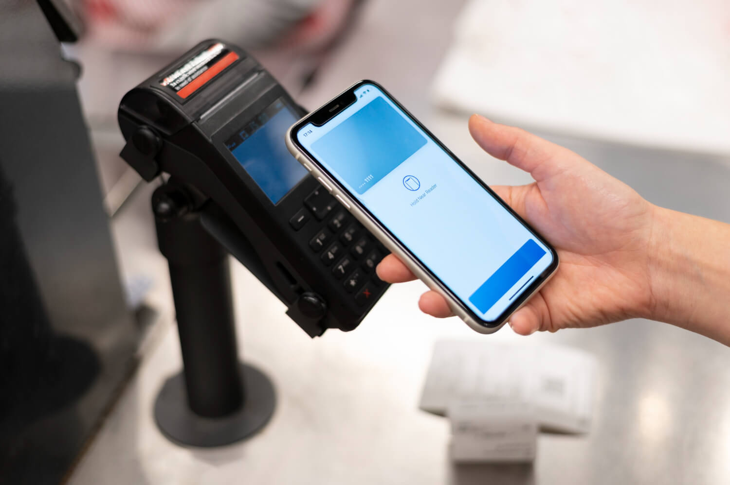 Visa vil endre hvordan vi betaler i butikken – møter sterk motstand